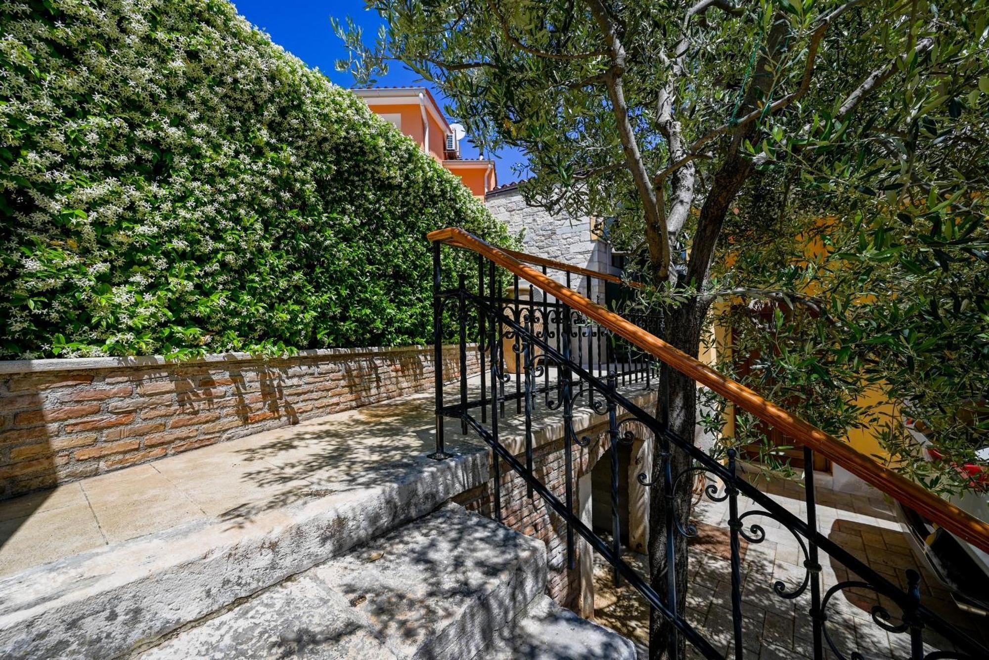 Casa Degli Artisti Rovinj Quarto foto